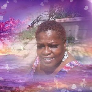 Meet your Posher, Yvette